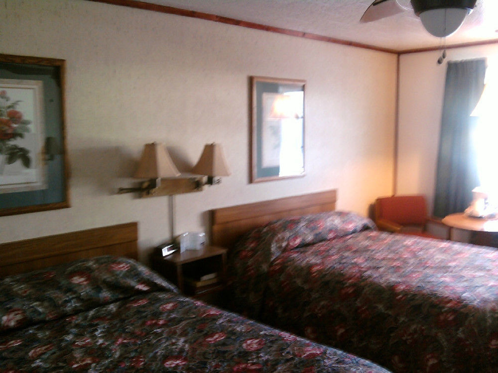 Vindel Motel Mackinaw City Exteriör bild