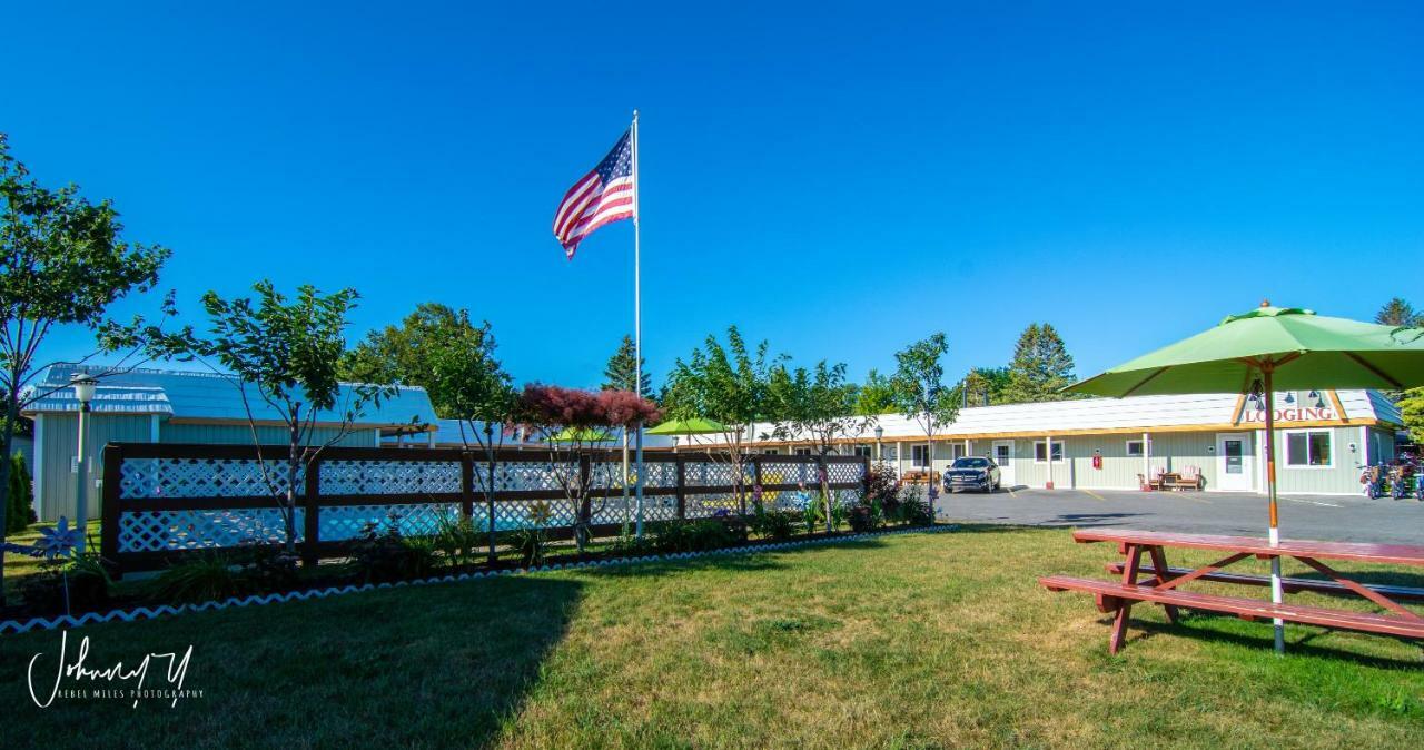 Vindel Motel Mackinaw City Exteriör bild