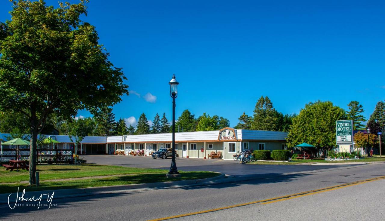 Vindel Motel Mackinaw City Exteriör bild