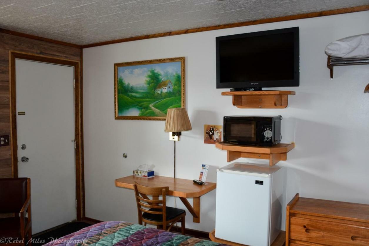 Vindel Motel Mackinaw City Exteriör bild